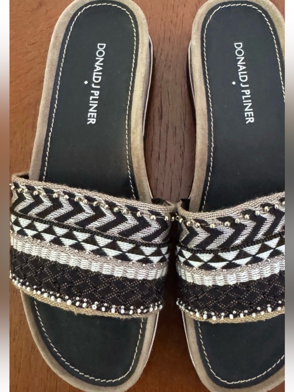 NWOT Donald J. Pliner Black and Tan Embellished Sandals NEVER WORN